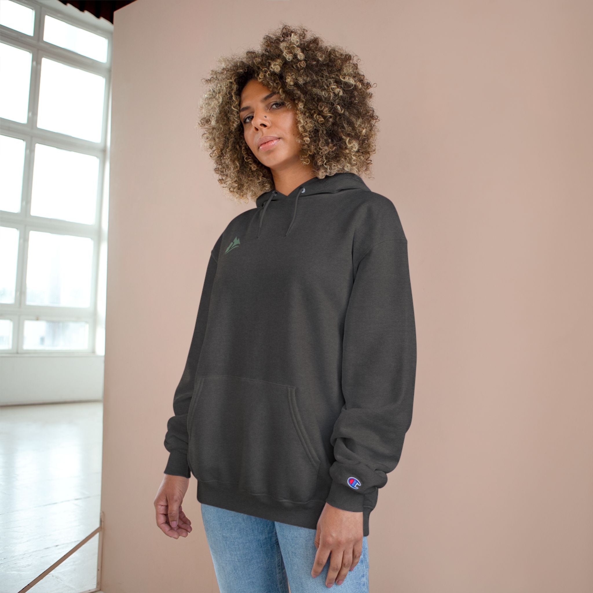 Mountain Adventure Champion Hoodie - Cozy & Stylish Gear for Outdoor Lovers